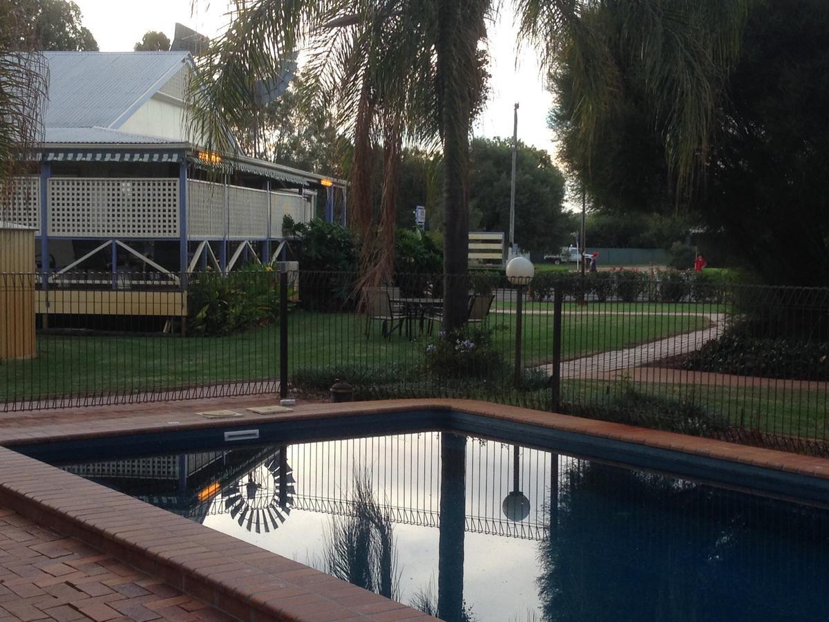 Tambo Mill Motel & Caravan Park Exterior foto